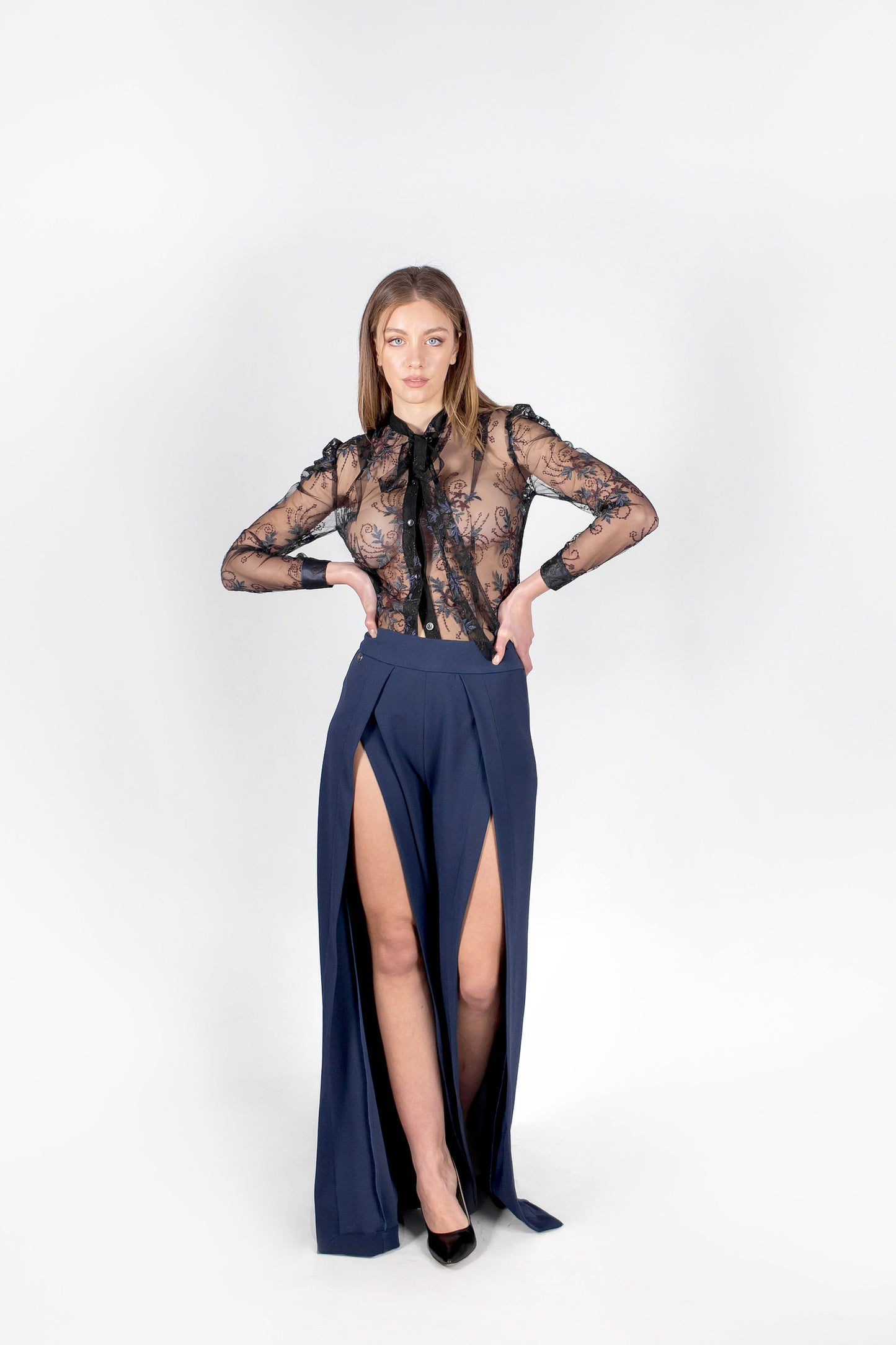 Camicia donna in tulle ricamato